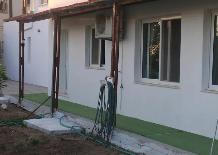 Traditional House * Myrties