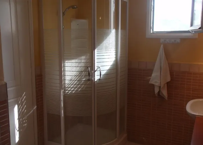 Traditional House Myrties